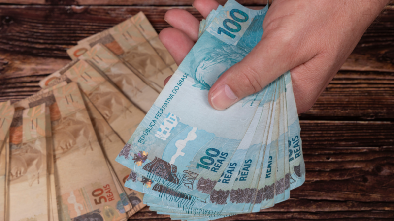 Como Ganhar Dinheiro na Internet em 2023: 30 Ideias para o Sucesso Financeiro Online