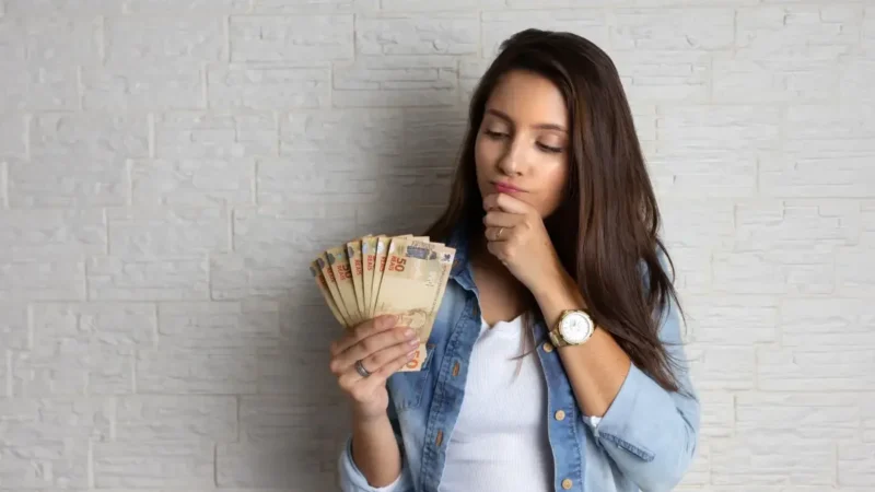 Dívida de Faculdade: Entenda o que Pode ser Feito para Quitá-la