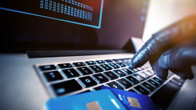 Como evitar fraudes com a folha de cheque